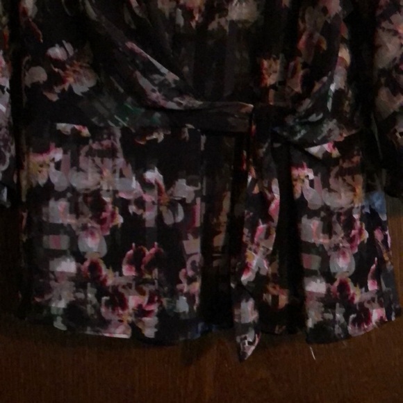 Cute light black blouse - Picture 3 of 5